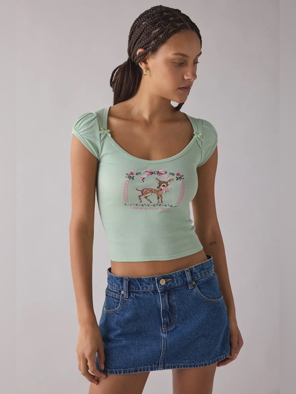 UO Kimchi Blue Ramona Coquette Graphic Puff Sleeve Baby Tee - Picture 2 of 4